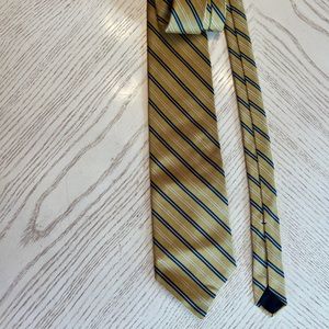 Brooks Basics Necktie